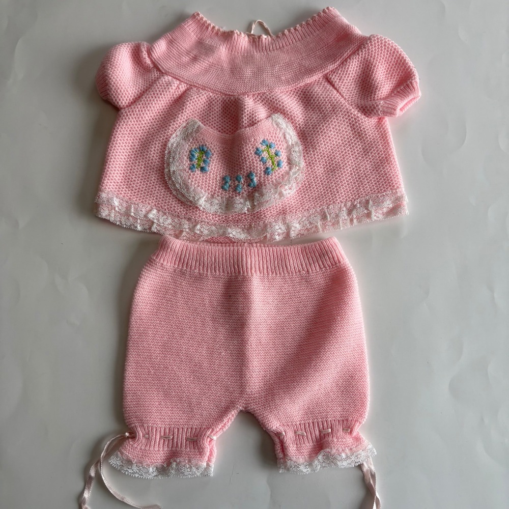 Vintage Infant Girls Pink Knit Set Lace Accents Floral Embroidery Acrylic